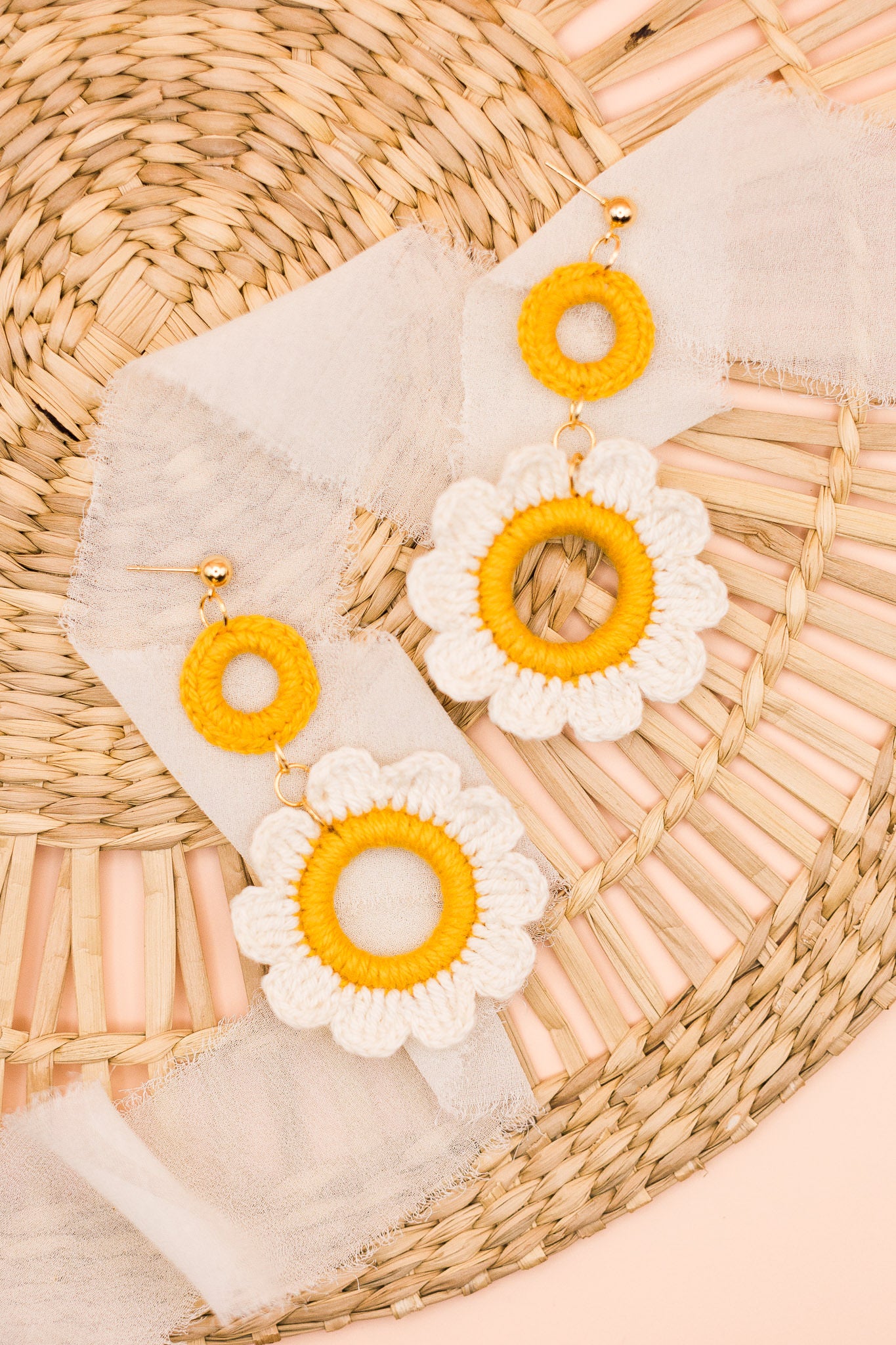 Lazy Daisy White Drop Earrings